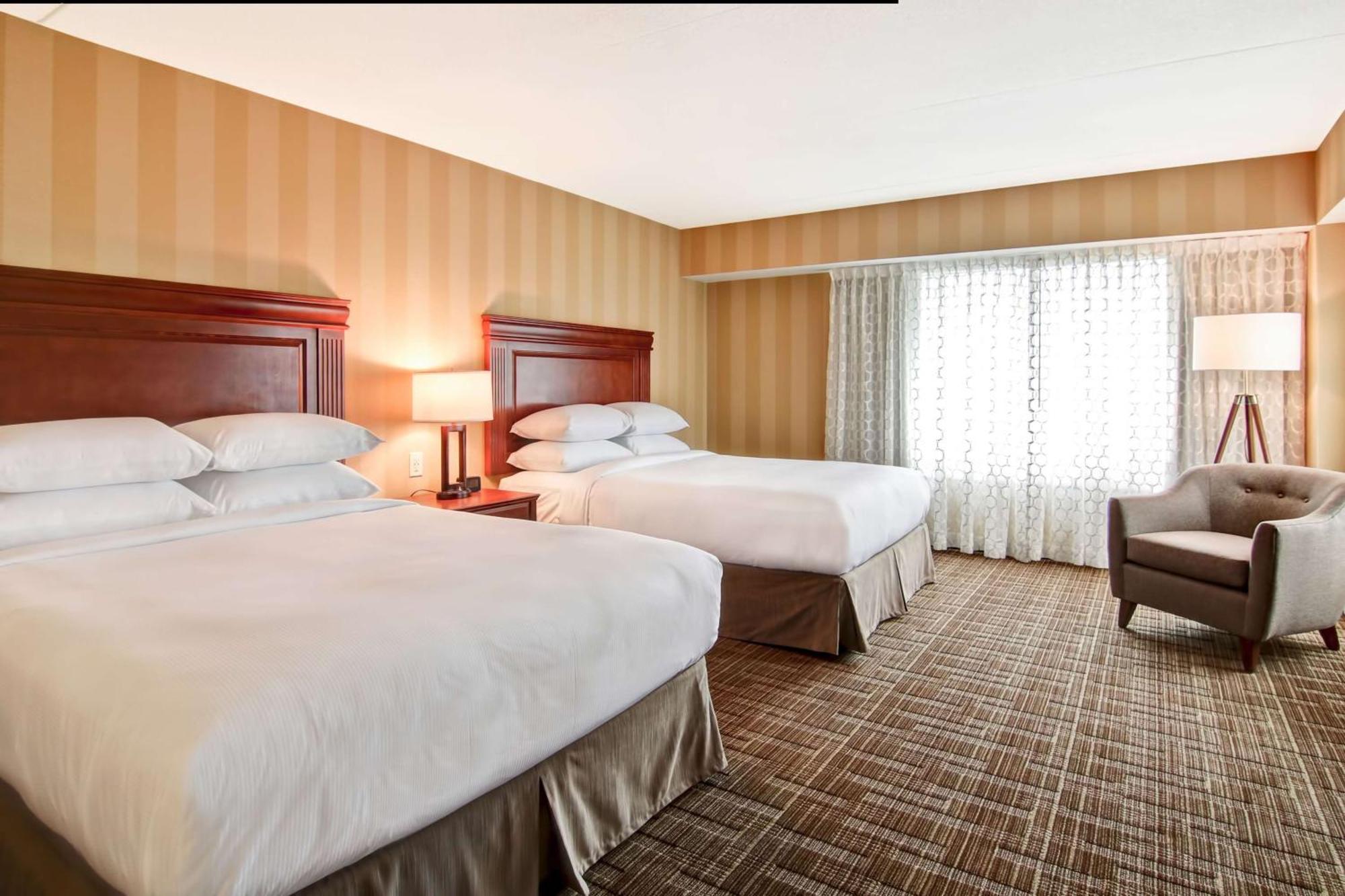Doubletree Fallsview Resort & Spa By Hilton - Niagara Falls Exterior photo